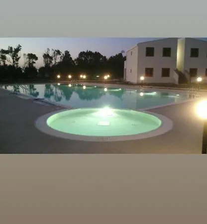 Casa Marta Barrio Blanco 캄포펠리체 디 로첼라