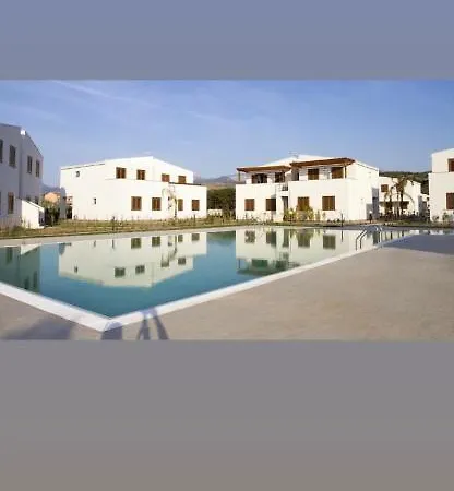 Casa Marta Barrio Blanco 아파트 캄포펠리체 디 로첼라